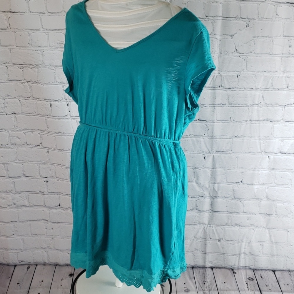 Teal  vneck lace bottom belly tie maternity shirt